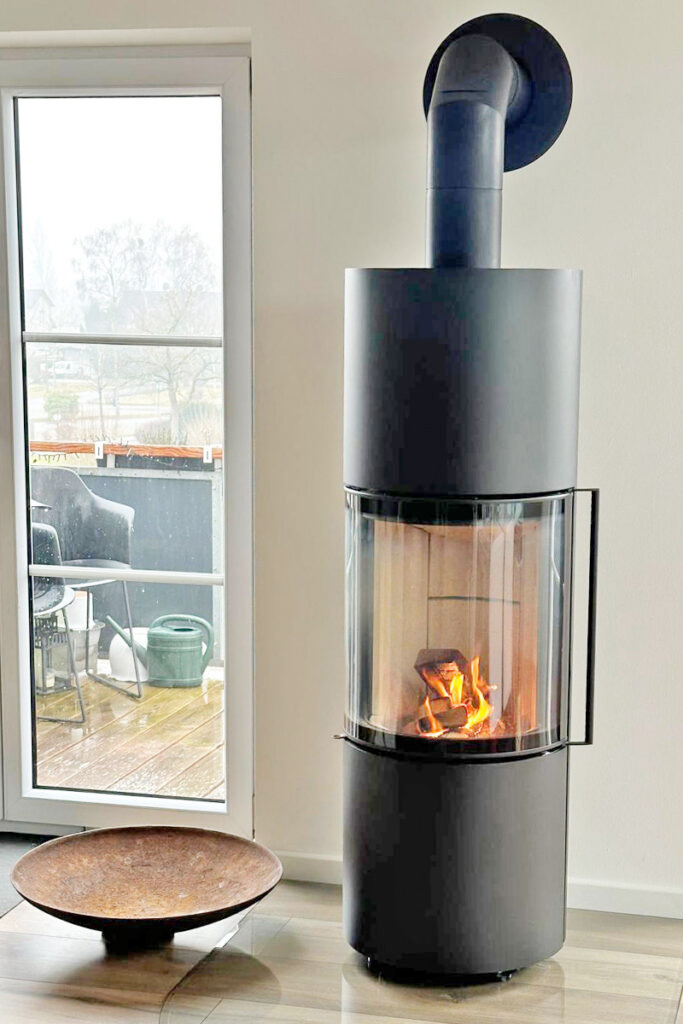 die-ofenhalle-stockach-ofenspezialist-am-bodensee-kaminofen Die Ofenhalle Stockach - Ihr Ofenspezialist am Bodensee Kaminöfen